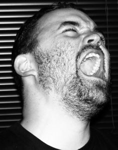 ios5 deleted contacts